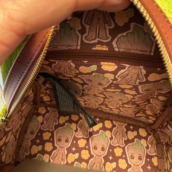 Loungefly Groot Marvel’s Guardians of the Galaxy - Picture 3 of 3